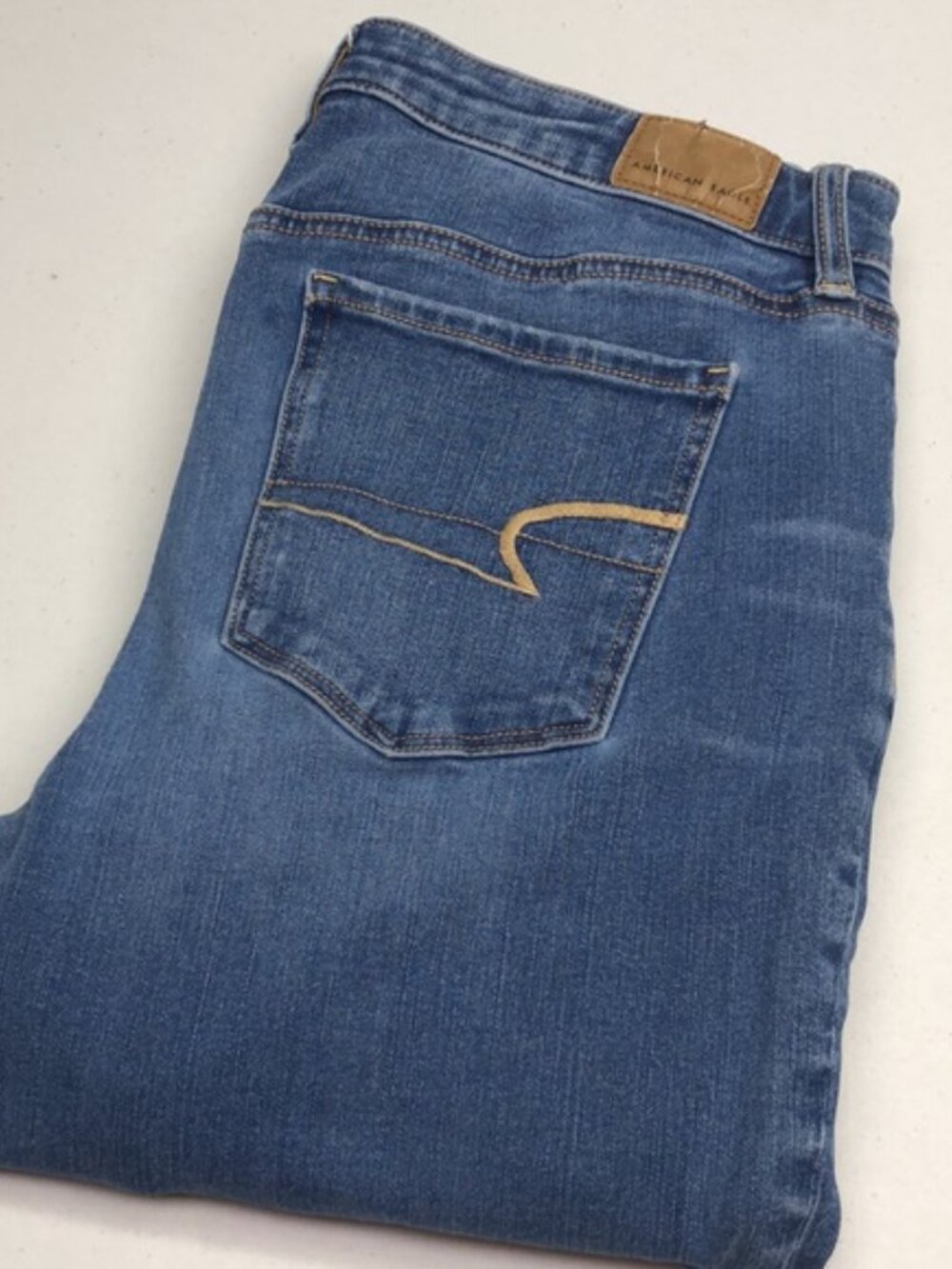 AMERICAN EAGLE SUPER HI-RISE JEGGING JEANS 8/29x26 ⭐️